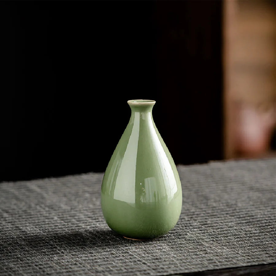 Gabriel Vases
