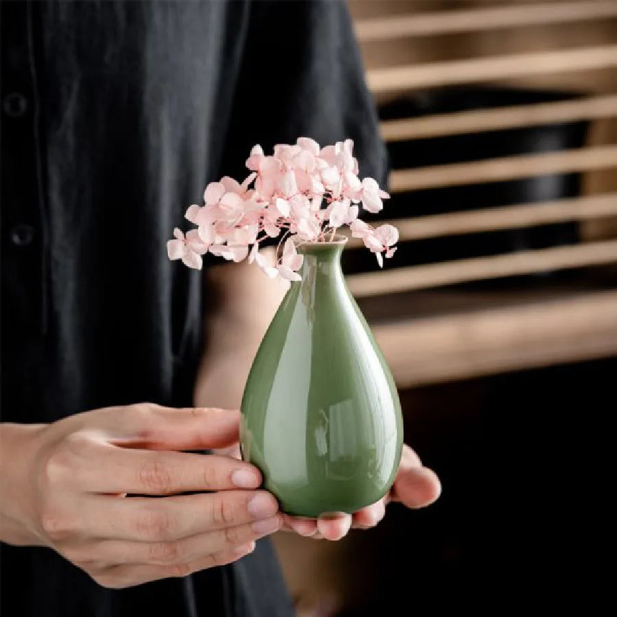 Gabriel Vases