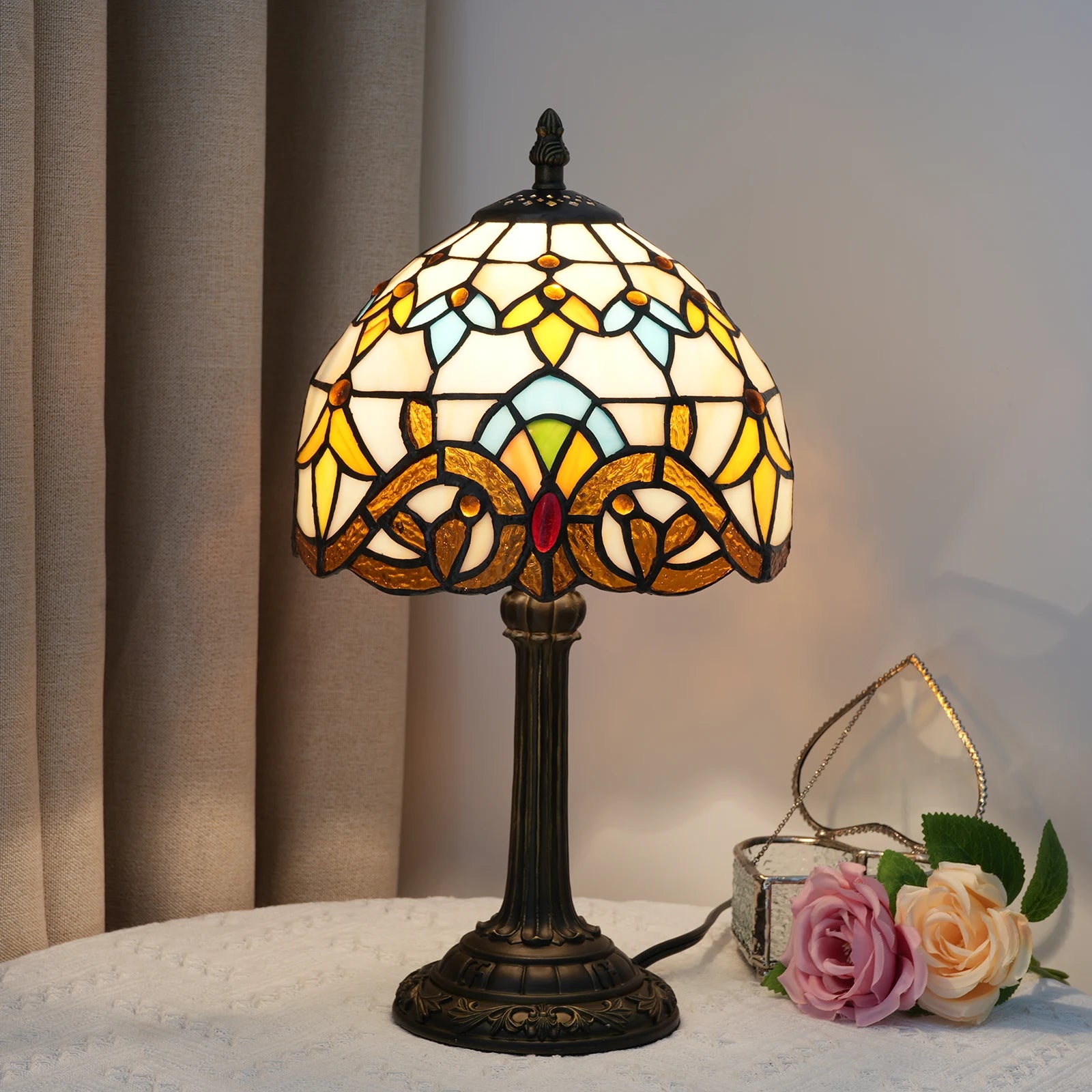 Baroque Pattern Lamp