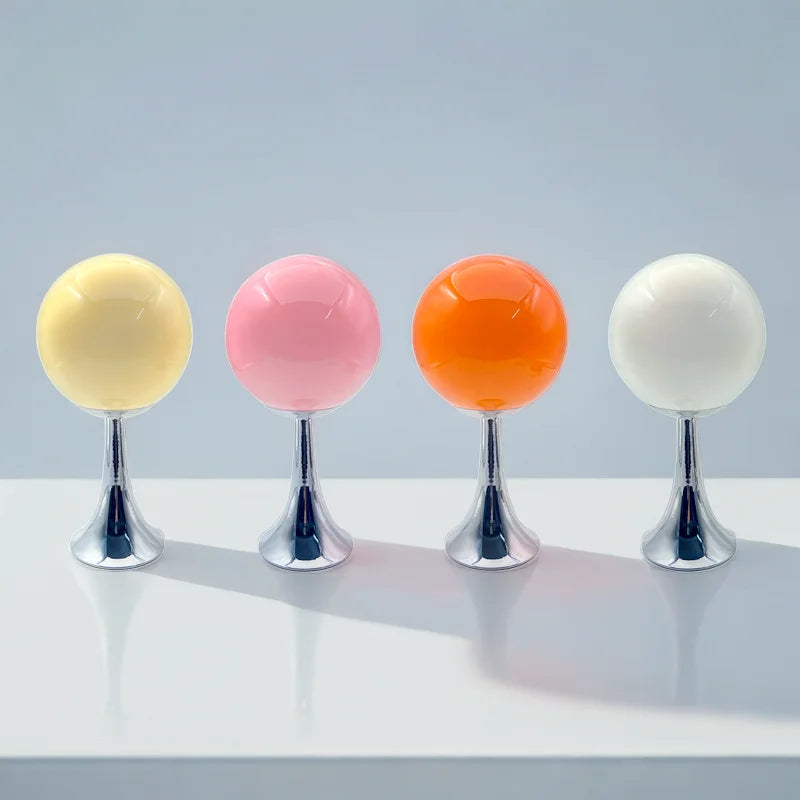 Globe Lamp