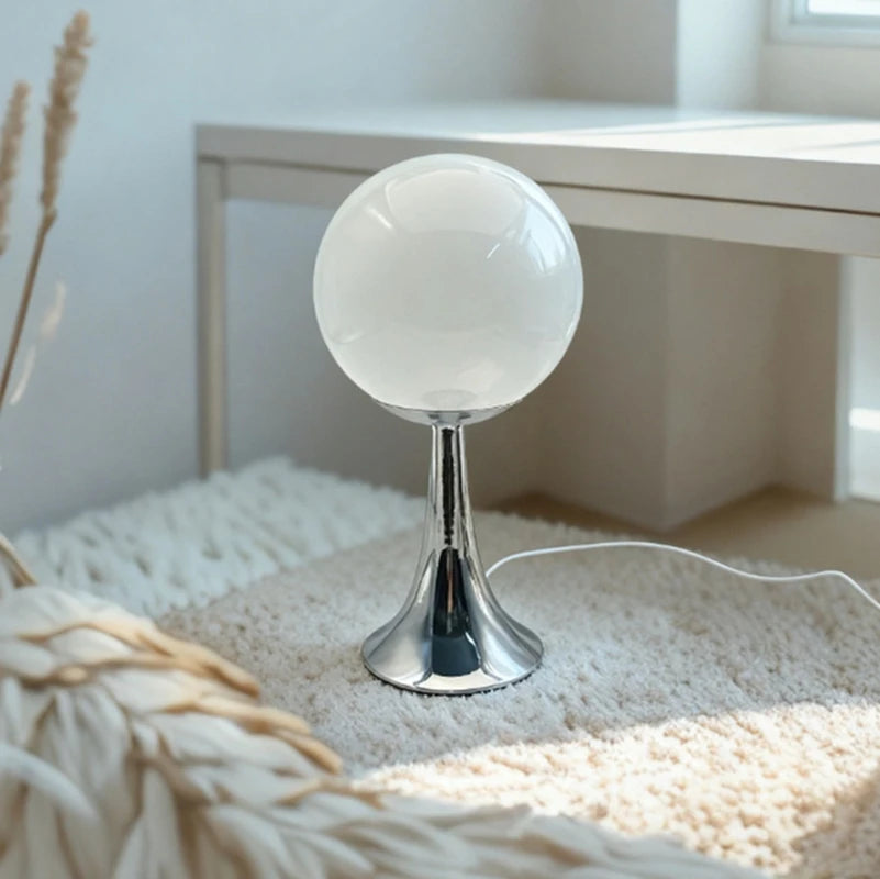 Globe Lamp