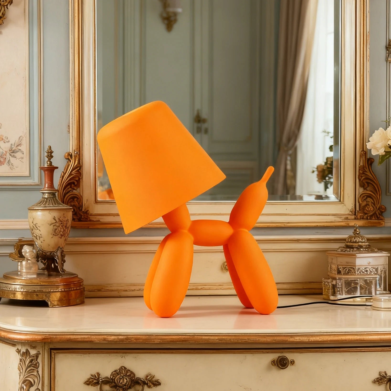 Balloon Dog Lamp