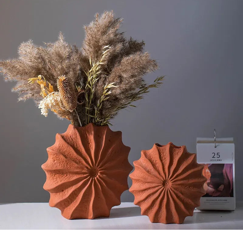 Ceramic Shell Shaped Vase