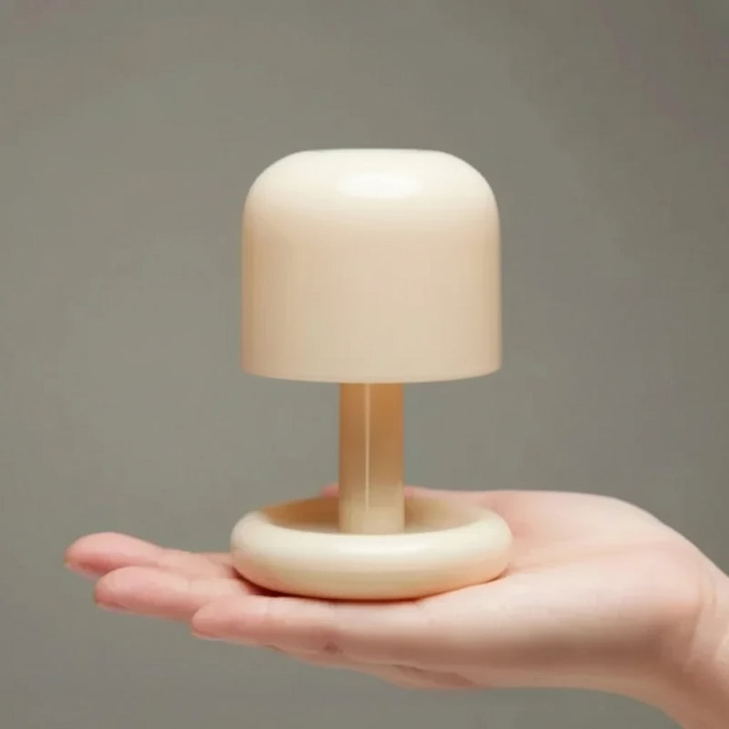 Monica Lamp
